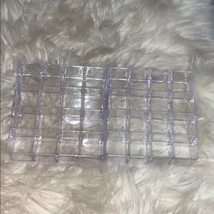 2 Nail polish holders